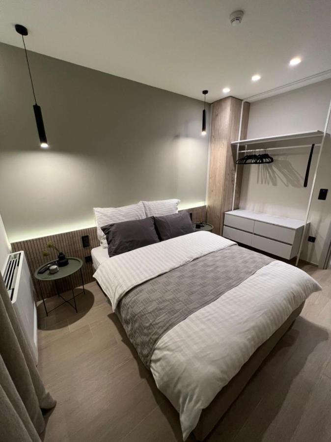 8 Blocks Apartments Alexandroupoli Bagian luar foto