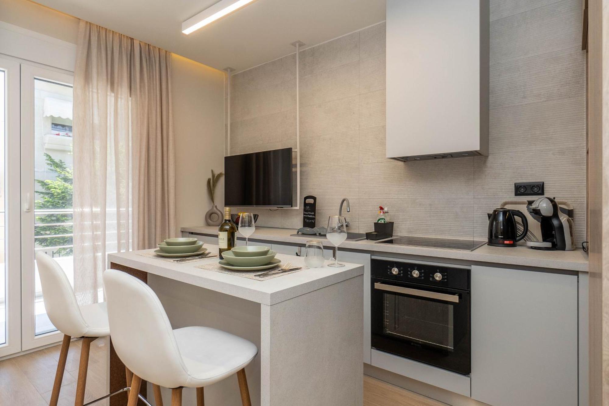 8 Blocks Apartments Alexandroupoli Bagian luar foto